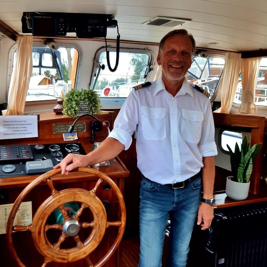 מלון אמסטרדם Motor Yacht Amstelle מראה חיצוני תמונה