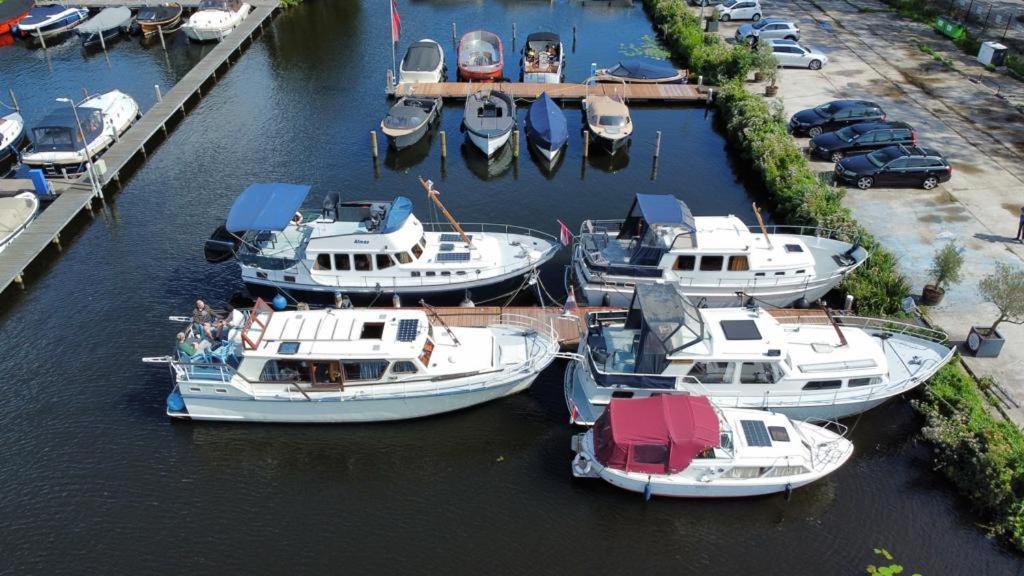 מלון אמסטרדם Motor Yacht Amstelle מראה חיצוני תמונה